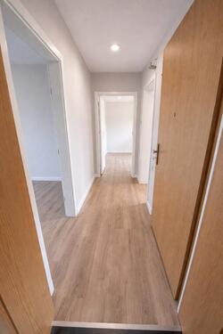 Foto - Renovierte 3-Zimmer-Dachgeschosswohnung