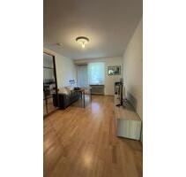 Möblierte 1-Zimmer-Wohnung mit Balkon & Stellplatz Laim Neuhausen - München Ramersdorf-Perlach