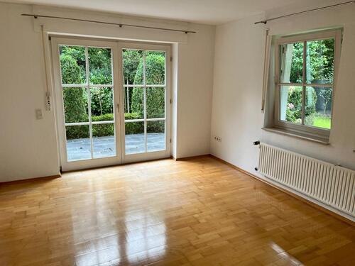 Foto - 2-Zimmer-Einliegerwohnung m. Terrasse an ältere Dame zu vermieten