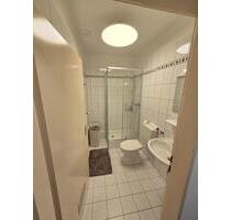 1-Zimmer mit Bad - 600,00&nbsp;EUR Kaltmiete, ca.&nbsp; 20,00&nbsp;m&sup2; in Straßlach-Dingharting (PLZ: 82064)