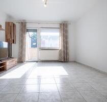 Gepflegte und sehr helle 2 ZKB Wohnung inkl. Balkon - Völklingen