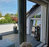 Gemütliche DG Wohnung mit Loggia in Jöllenbeck, frei zum 01.05. - Bielefeld