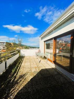 Foto - Dachwohnung m. sonniger Terrasse, 72 m2, Nähe Salzburg + TG Parkp