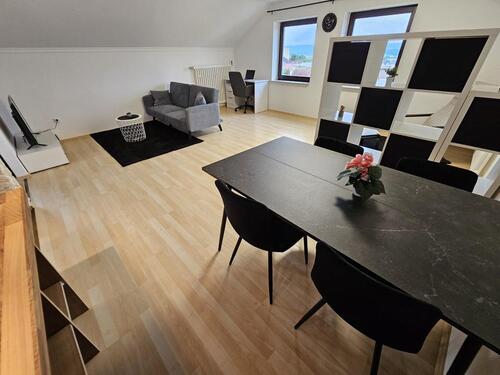Foto - Schöne möblierte 2,5 Zimmer Wohnung zentrale Lage in Haßfurt