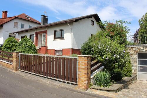 Foto - Haus mit beeindruckendem 1.475 m² Grundstück