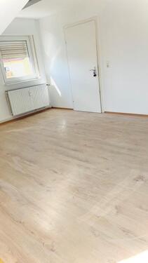 Foto - Dachgeschoßwohnung in Ginsheim-Gustavsburg zum Kaufen