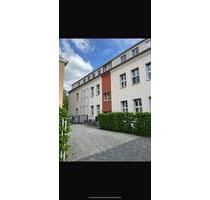 ANFRAGESTOPP Zentrale 2-Raum-Wohnung mit Balkon in Erfurt