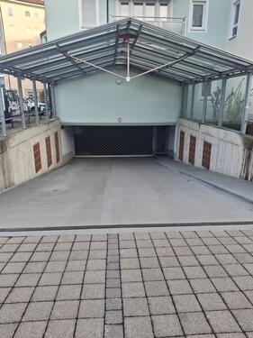 Foto - Tiefgaragen-Stellplatz ab sofort zu vermieten