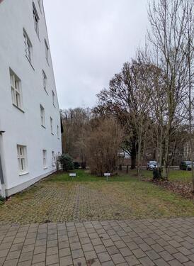 Foto - KFZ-Stellplatz direkt an der Landsberger Innenstadt