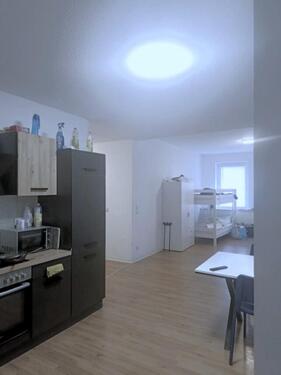 Foto - Vollständig möblierte WG-Whg. 2. Zi, 75 m² inkl. 8 Betten in City-Lage