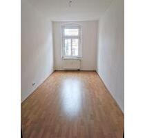 ***3-Zimmer mit Laminat, AR, EBK, Tageslichtbad mit Wanne*** - Chemnitz Ebersdorf
