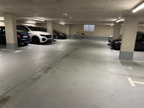 Foto - Tiefgaragen-Einzelplatz breit in WM