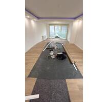 NEU SANIERT 6 Zi 160qm 2WC 1DUSCH HH Tonndorf KFZ Stellplatz WG - Hamburg Wandsbek