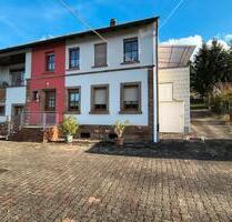Reihenendhaus mit unverbaubarer Aussicht und großem Grundstück - Rammelsbach