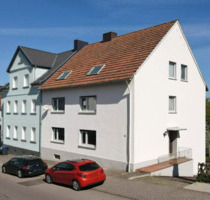 möbliertes WG-Zimmer in sanierter 3er WG mit Wohnküche und Balkon - Saarbrücken Bischmisheim