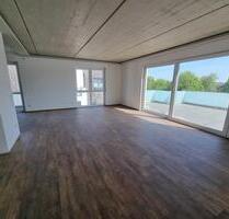 Wohnen, da wo andere Urlaub machen! KfW 55 Effizienzhaus - Penthousewohnung mit großer Dachterrasse zu mieten - Lembruch