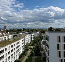 Helle, freundliche 2-Zi Wohnung über den Dächern von Schwabing - München Am Riesenfeld