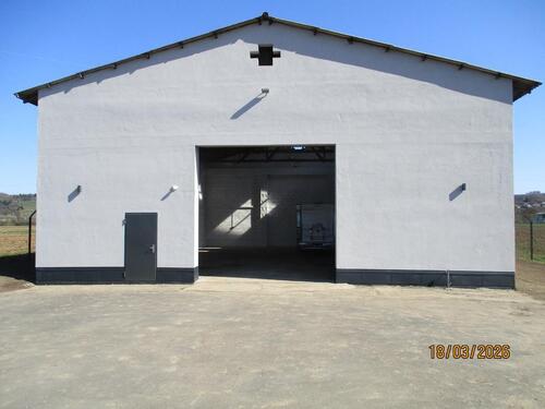 Foto - Halle für Lager oder LandwirtschaftGartenLandschaftsbau