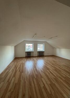 Foto - 2,5-Zimmer-Dachgeschosswohnung in Peiting zu vermieten