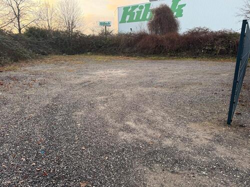 Foto - Gewerbefläche Stellplatz Stellfläche