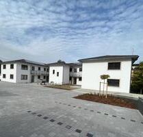 Freundliche 3-Zimmer-Wohnungen mit großem Balkon inkl. Einbauküche, Tiefgarage und Außenstellplatz (Whg 08, 06 und 11) - Reischach