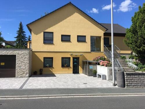 Foto - 9 Zimmer Einfamilienhaus zum Kaufen in Höchstadt an der Aisch