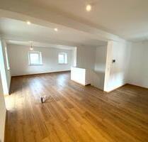 Moderne 4-Zimmer-Wohnung mit Balkon, Garten und Küche - Erstbezug - Tapfheim