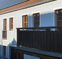 Sonnige 2 Zimmer Wohnung m. großem Südbalkon - Luhe-Wildenau