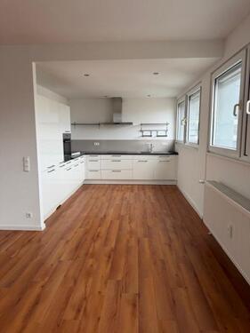 Foto - SB- Bahnhofstr. gepflegte 3 ZKB mit Terrasse