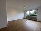Foto - Helle Zwei-Zimmer-Wohnung - 490,00 EUR Kaltmiete,