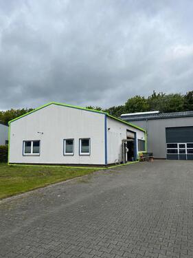 Foto - Werkstatt-Hallenfläche in Neukamperfehn zu vermieten
