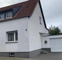 Provisionsfrei:Gemütliches Einfamilienhaus mit großer Garage - Heinsberg