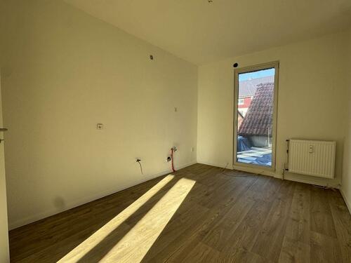 Foto - Sanierte 3-Raum-Dachgechosswohnung mit großer Terrasse