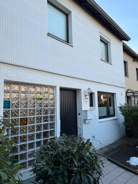 Foto - Von Privat Familienfreundliches Reihenhaus in Bargteheide