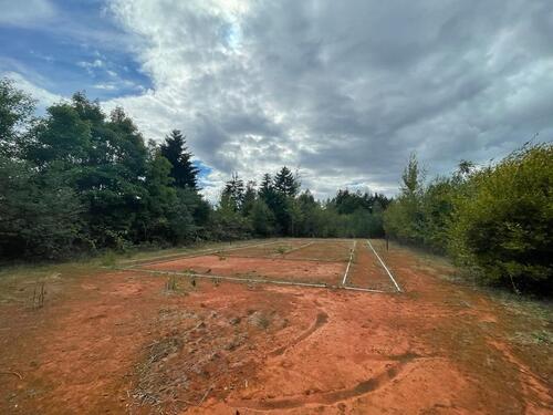 Foto - 2x Tennisplätze ideal für Padel Tennis umzäunt