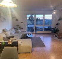 3,5 Zimmer Wohnung mit Balkon - 953,00&nbsp;EUR Kaltmiete, ca.&nbsp; 87,00&nbsp;m&sup2; in Sulzbach-Rosenberg (PLZ: 92237)