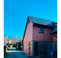Wohnung im Zweifamilienhaus mit Garten, Balkon und Sauna - Oldenburg Kreyenbrück