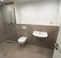 Kernsanierte 1 Zimmer WHG Fußbodenheizung Terasse - Krefeld Kernsanierte 1 Zimmer WHG Fußbodenheizung Terasse - Krefeld