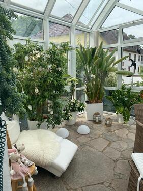 Foto - Exklusives Wohnen mit angelegtem Stadtgarten und Garage