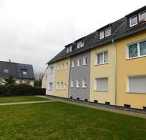 Vollständig renovierte 2-Zimmer-EG-Wohnung mit Balkon! - Essen Stadtbezirk IV