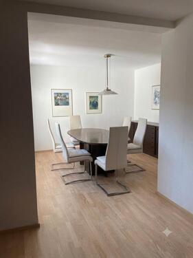 Foto - 5 Zimmer Terrassenwohnung in Griesheim