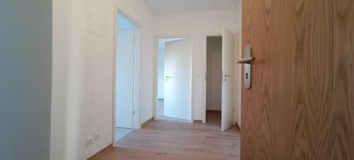 Foto - Moderne und Großzügige Wohnung mit LoggiaFahrstuhlStellplatz