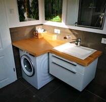 2-Raum-Wohnung mit Tiefgaragenstellplatz und EBK in ruhiger Lage - Suhl Schmiedefeld am Rennsteig