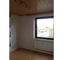 Attraktive 3,5-Zimmer-Wohnung im 1. OG in Moers-Repelen