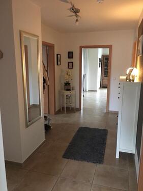 Foto - Ruhige, schöne Oberwohnung - 800,00 EUR Kaltmiete,