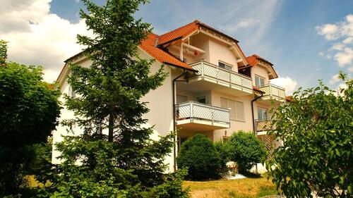 Foto - Sonnige ruhige großzüg. 3-Zi.-Komfortwhg, 2. Stock, Balkon, EBK