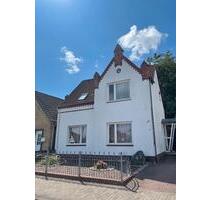 Alte Stadtvilla im Zentrum von Heide Großer Garten