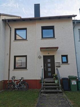Foto - Reihenmittelhaus in Altenkunstadt ab 01.07.2026 zu vermieten!