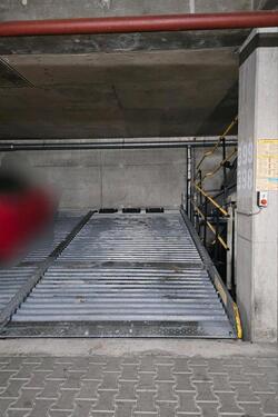 Foto - Tiefgarage neben Bahnhof - 55,00&nbsp;EUR Miete,