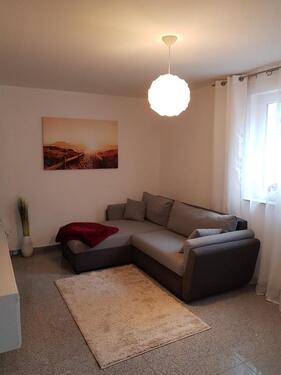 Foto - Vollmöbilierte 2,5 Zimmer Wohnung im Souterrain zu vermieten